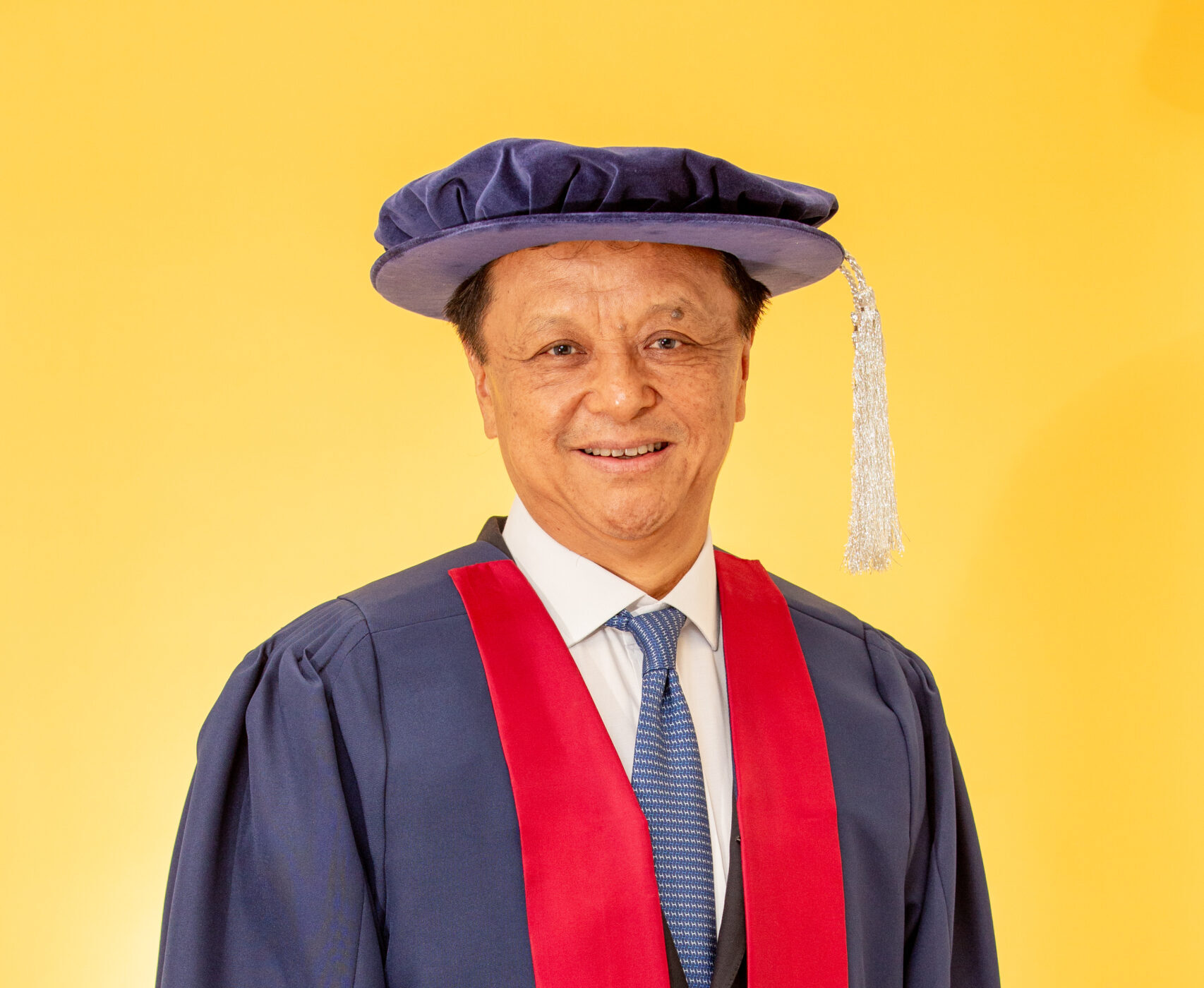 Mr Charles Xiaojia Li